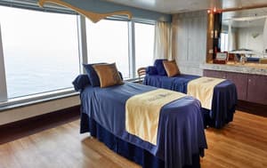 Cunard Cruise Line QV Spa & Salon 0.jpg